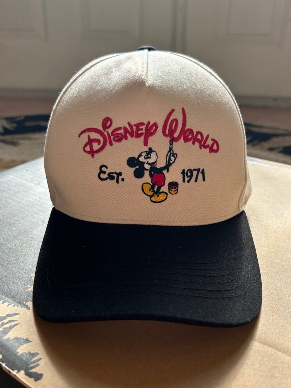 NEW Walt Disney World Mickey Mouse Painting Snapback Hat Beige/Black